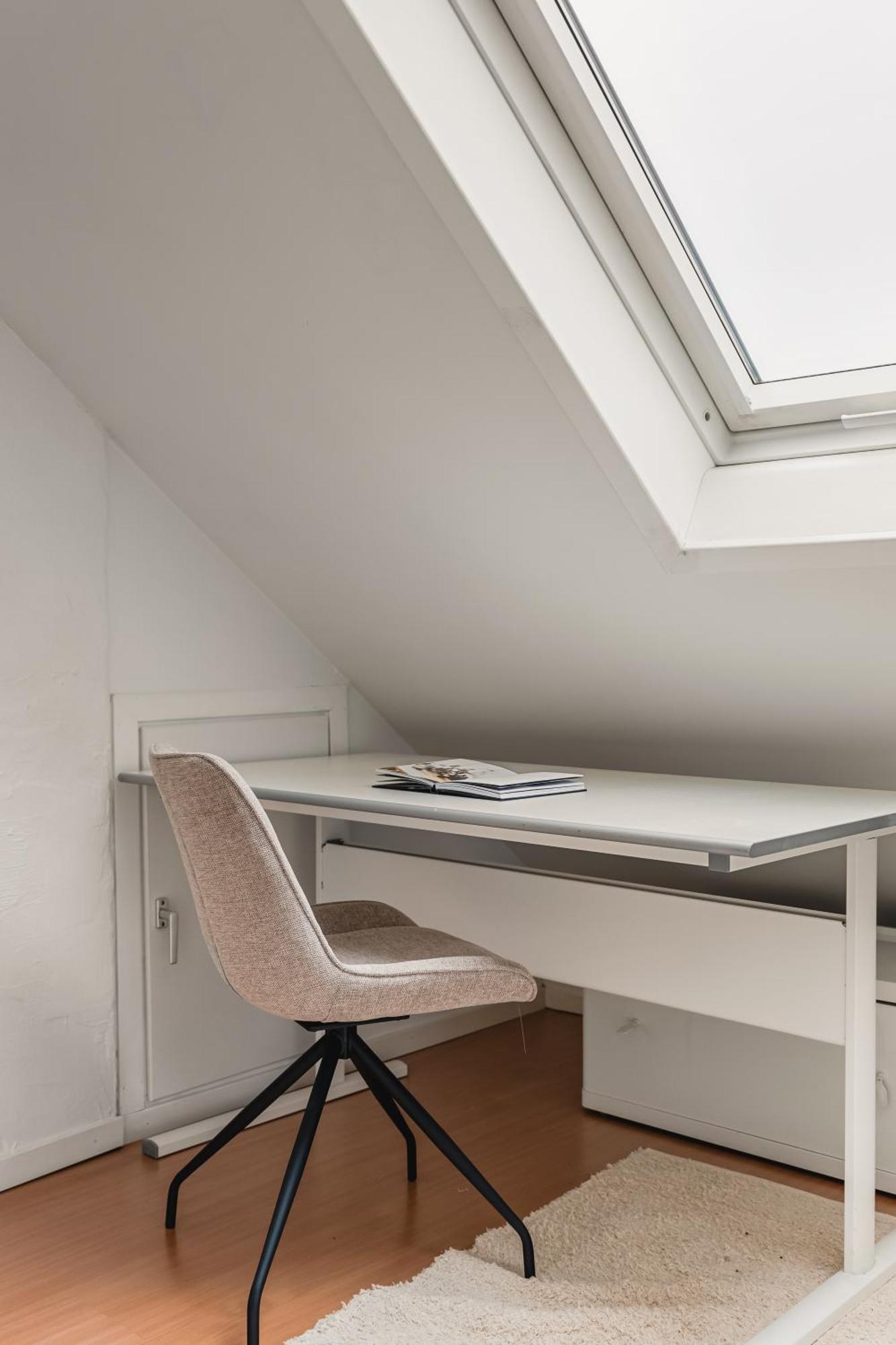 2-story Floor I 3x Work Space I Shared Garden *
